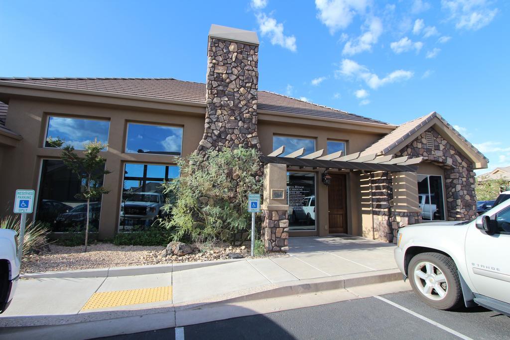 Canyon Villas At Coral Ridge Washington Exterior photo