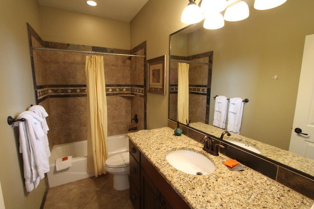 Canyon Villas At Coral Ridge Washington Exterior photo